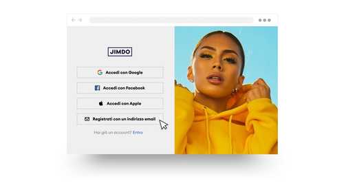 Schermata di login con opzioni per accedere tramite Google, Facebook, Apple o e-mail. Persona con felpa gialla a destra.